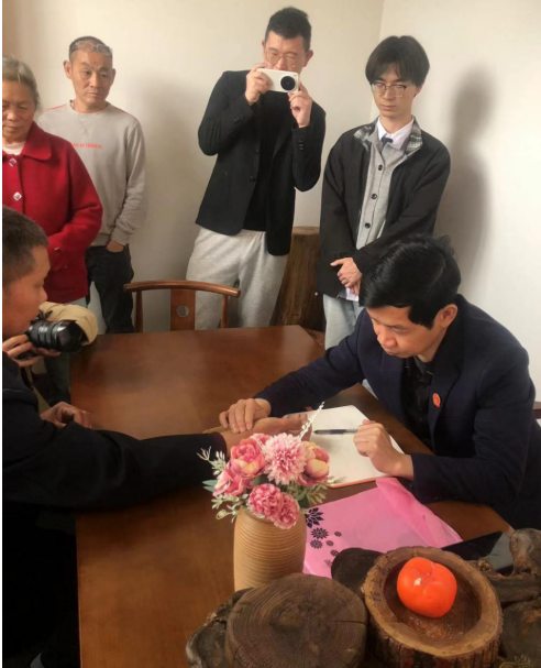 阳新易杏堂中医团队走进江南陌上花康养基地开展惠民义诊(图2)